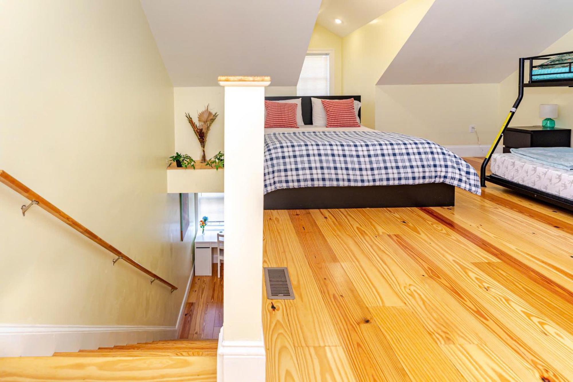 37 - 3Br Quincy - Cozy Townhouse Near Blue Hills Apartment Exterior photo